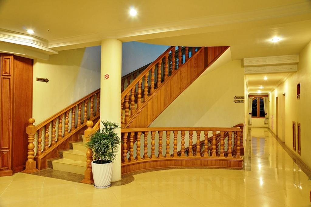 Win Unity Hotel Pyin Oo Lwin Exterior foto