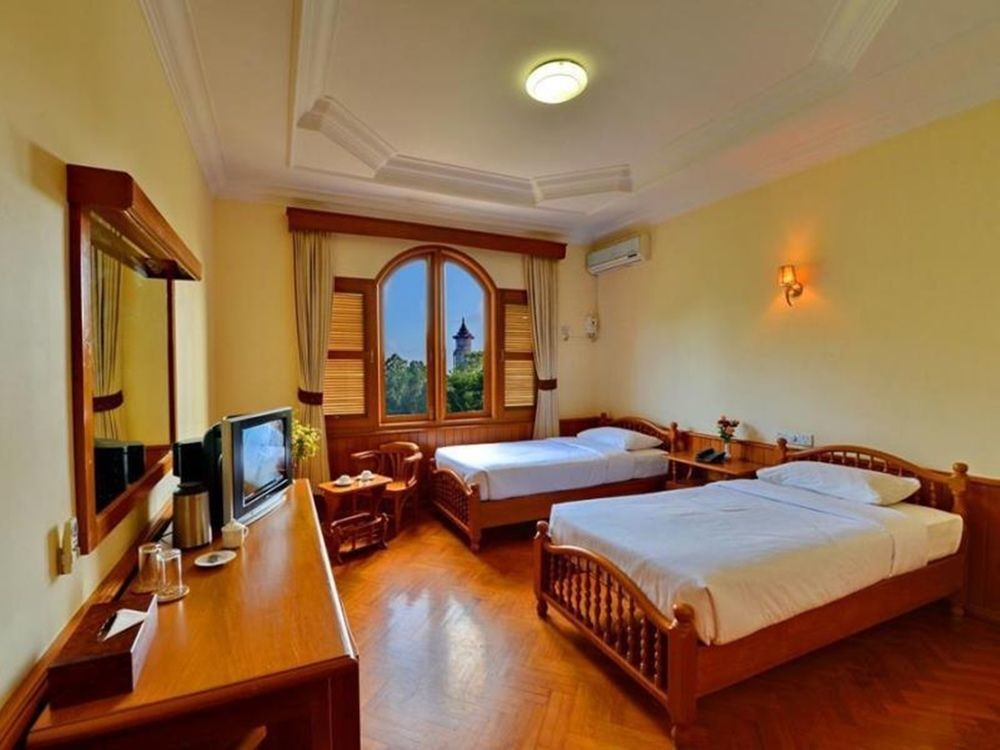Win Unity Hotel Pyin Oo Lwin Exterior foto